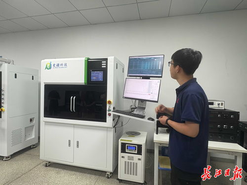 效率提升12倍！我國首個太陽能電池智能檢測大模型問世，引領(lǐng)新興能源技術(shù)研發(fā)新浪潮