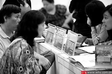 留學中介截留10萬出國保證金 保證金亂象當如何整治？